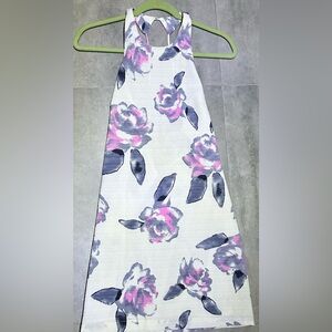 Beautiful local boutique owned elegant and classic dress.